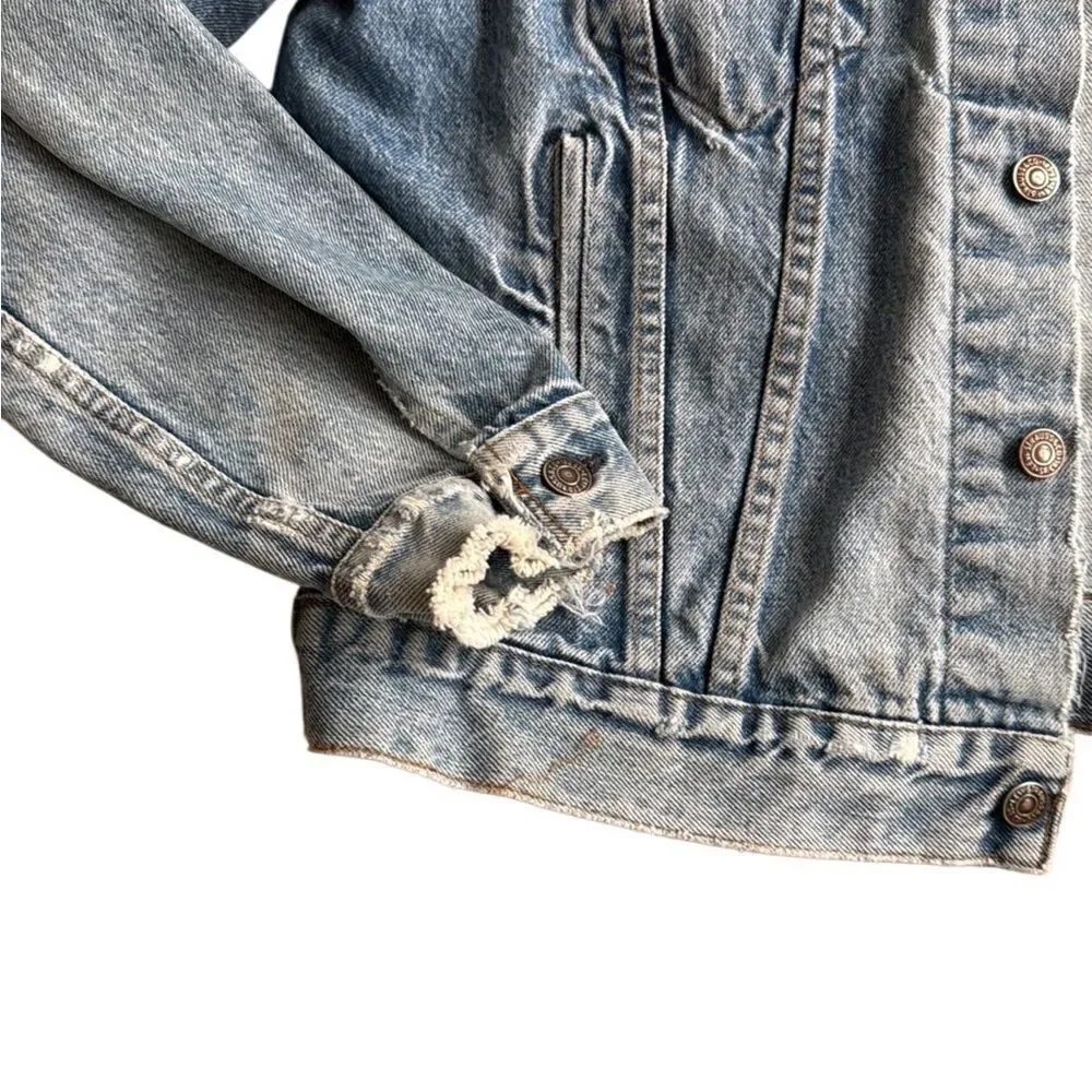 80s Vintage Levi Trucker III 70506 0217 Denim Jacket medium made in the USA